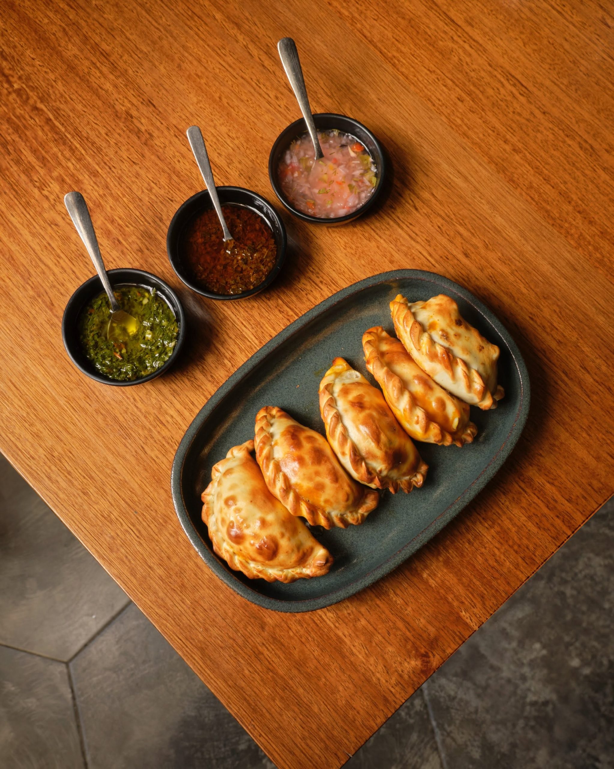 Empanada de carne - Morelia Parrilla Fusión Loja